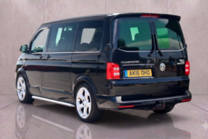 2016 Volkswagen Transporter 2.0 Transporter T30 Highline Tdi Bluemotion Technology in Black — image 5