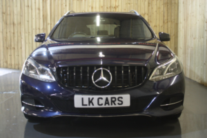 2014 Mercedes-Benz E Class 2.1 E300dh Bluetec Se in Blue — image 3
