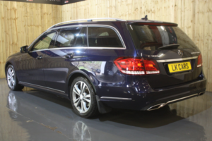 2014 Mercedes-Benz E Class 2.1 E300dh Bluetec Se in Blue — image 4