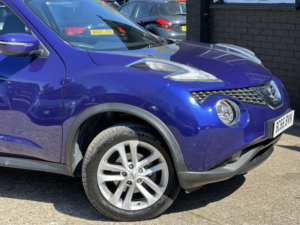 2016 Nissan Juke 1.2 Dig-T Acenta in Blue — image 4
