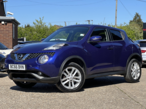 2016 Nissan Juke 1.2 Dig-T Acenta in Blue — image 5