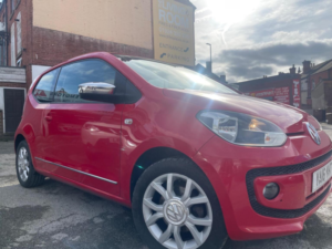 2016 Volkswagen Up! 1.0 Move Up! Euro 6 3dr in Red — image 2
