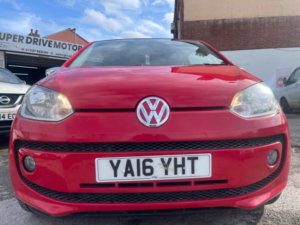 2016 Volkswagen Up! 1.0 Move Up! Euro 6 3dr in Red — image 4