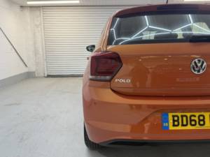 2018 Volkswagen Polo 1.0 Tsi Se in Orange — image 5