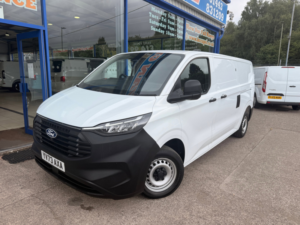 2024 Ford Transit Custom