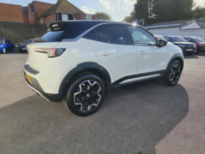 2023 Vauxhall Mokka 1.2 Mokka Ultimate 1.2 130ps 8-Speed Auto in White — image 4