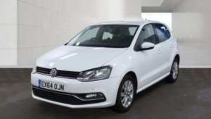 2014 Volkswagen Polo 1.2 Tsi Bluemotion Tech Se in White — image 2