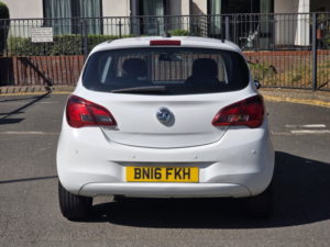 2016 Vauxhall Corsa 1.4i Ecoflex Design Hatchback 5dr Petrol Easytronic Euro 6 (s/s) (90 Ps) in White — image 5