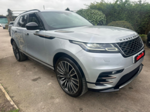 2019 Land Rover Range Rover Velar 2.0 D240 R-Dynamic Hse in Silver — image 5