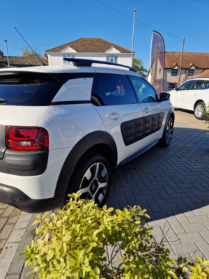 2016 Citroen C4 Cactus 1.2 Puretech Flair Etg5 Euro 6 (s/s) 5dr in White — image 6