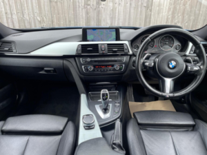 2015 BMW 3 Series 3.0 330d Blueperformance M Sport Touring Auto Euro 6 (s/s) 5dr in Blue — image 3