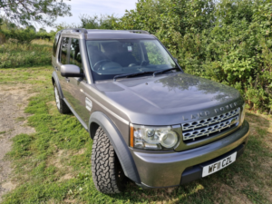 2011 Land Rover Discovery 4 3.0 Sd V6 in Grey — image 5