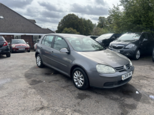 2008 Volkswagen Golf 1.6 Fsi Match in Grey — image 5