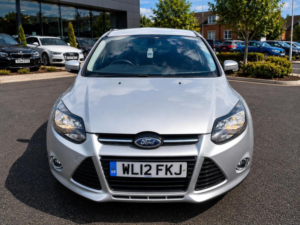 2012 Ford Focus 1.6 Zetec Powershift Euro 5 5dr in Silver — image 2