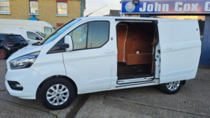 2022 Ford Transit Custom 2.0 300 Ecoblue Limited L1 H1 Euro 6 (s/s) 5dr in White — image 4