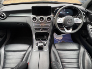 2020 Mercedes-Benz C Class 1.5 C200 Mhev Amg Line Night Edition (premium) Estate 5dr Petrol Hybrid G-Tronic+ Euro 6 (s/s) (198 Ps) in Black — image 2