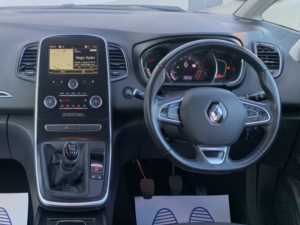 2018 Renault Scenic 1.3 Tce Iconic 5-Door in Silver — image 2