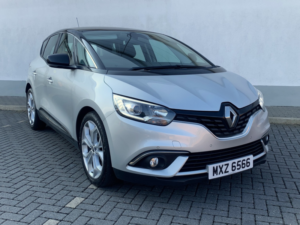 2018 Renault Scenic 1.3 Tce Iconic 5-Door in Silver — image 6