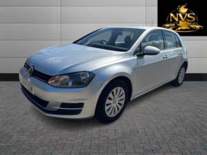 2014 Volkswagen Golf 1.2 Tsi Bluemotion Tech S in Silver — image 3