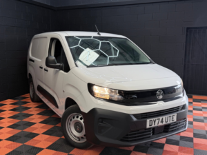 2024 Vauxhall Combo 1.5 Turbo D 2300 Prime Xl Panel Van 6dr Diesel Manual Lwb Euro 6 (s/s) (100 Ps) in White — image 2