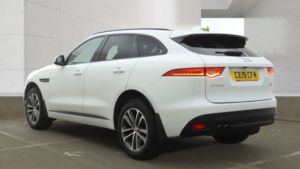 2019 Jaguar F-Pace 2.0 D180 R-Sport SUV 5dr Diesel Auto AWD Euro 6 (s/s) (180 Ps) in White — image 3
