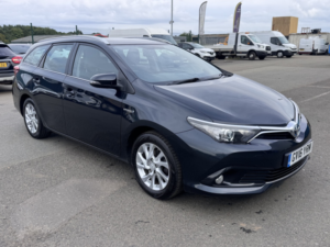 2016 Toyota Auris 1.8 Vvt-H Business Edition in Grey — image 4