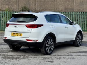 2017 Kia Sportage 1.7 Crdi 3 in White — image 4