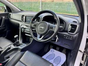 2017 Kia Sportage 1.7 Crdi 3 in White — image 5