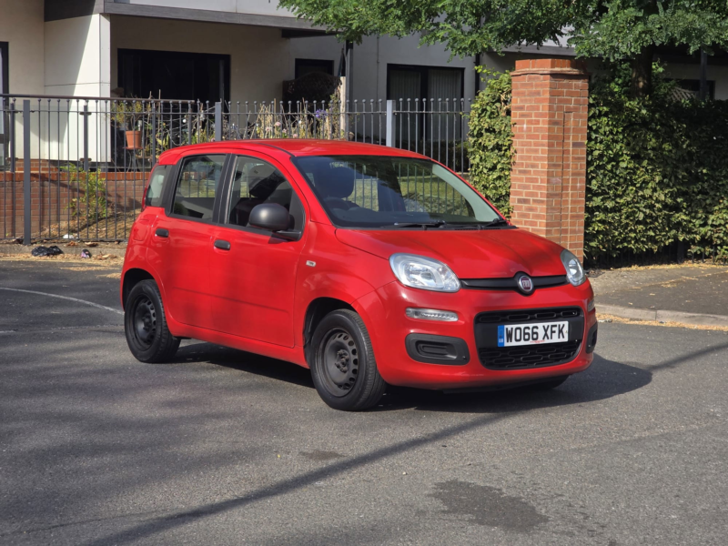 2017 Fiat Panda 1.2 Pop Hatchback 5dr Petrol Manual Euro 6 (69 Bhp) in Red — image 1