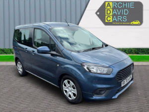 2020 Ford Tourneo Courier 1.5 Tdci Zetec Wav Wheelchair Accessible in Blue — image 4