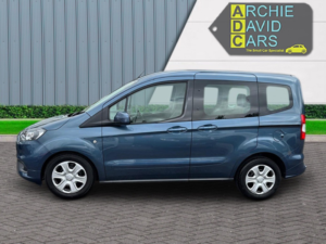 2020 Ford Tourneo Courier 1.5 Tdci Zetec Wav Wheelchair Accessible in Blue — image 5