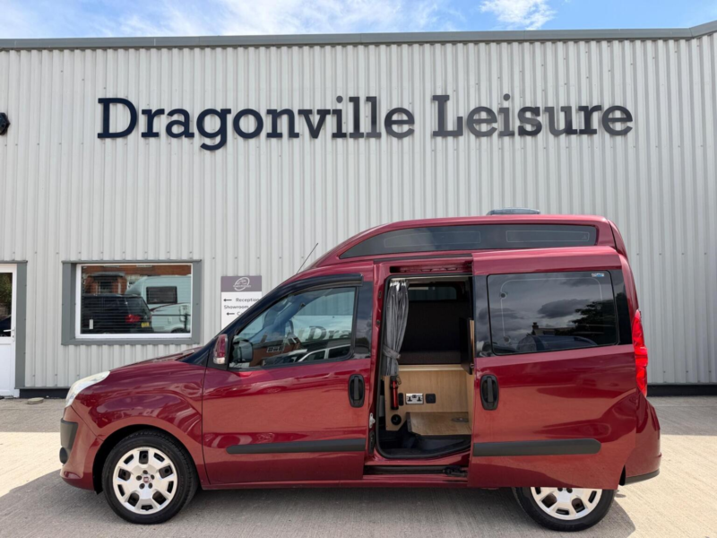 2010 Fiat Doblo Danbury Camper Van 1.6 Mjet 2 Berth in Red — image 1