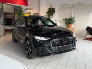 2020 Audi Sq8 4.0 Tdi V8 in Black — image 2
