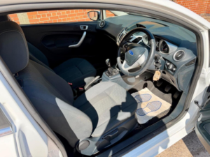 2012 Ford Fiesta 1.25 Zetec 3dr in White — image 6