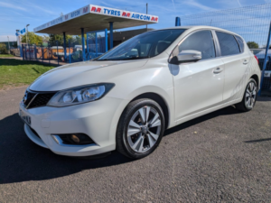 2014 Nissan Pulsar 1.5 Dci Tekna in White — image 2