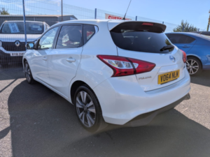 2014 Nissan Pulsar 1.5 Dci Tekna in White — image 3