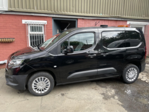 2023 Toyota Proace City 1.5 Bluehdi Icon in Black — image 4