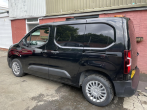 2023 Toyota Proace City 1.5 Bluehdi Icon in Black — image 5