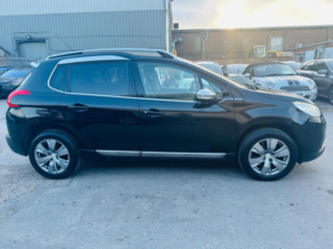 2015 Peugeot 2008 1.2 Vti Puretech Allure Euro 5 5dr in Black — image 6