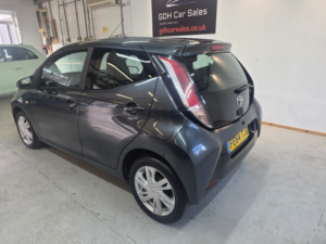 2014 Toyota Aygo 1.0 Vvt-I X-Pression Hatchback 5dr Petrol X-Shift Euro 5 Euro 5 (68 Ps) in Grey — image 3
