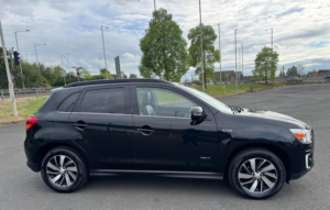 2014 Mitsubishi Asx 2.2 Di-D 4 Auto 4WD Euro 5 (s/s) 5dr in Black — image 6