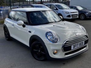 2017 MINI Hatch