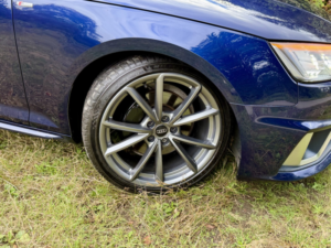 2019 Audi A4 2.0 Tdi 40*s Line Quattro*1owner 38k-Ulez-AWD-19’s**beautiful!** in Blue — image 3