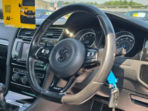 2016 Volkswagen Golf 2.0 Tsi Bluemotion Tech R Hatchback 5dr Petrol Manual 4motion Euro 6 (s/s) (300 Ps) in Blue — image 3