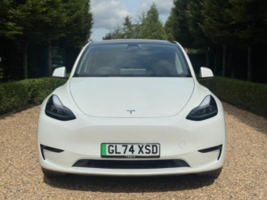 2024 Tesla Model Y (dual Motor) Long Range Auto 4wde 5dr in White — image 3