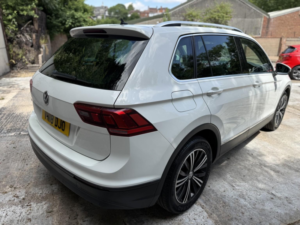 2018 Volkswagen Tiguan 1.4 Tsi Se Navigation in White — image 5
