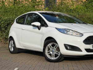 2013 Ford Fiesta 1.0 Zetec in White — image 4