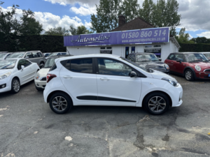 2018 Hyundai I10 1.0 I10 Go! Se 1.0 in White — image 4