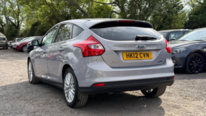 2012 Ford Focus 1.6 Tdci Zetec Euro 5 (s/s) 5dr in Silver — image 4