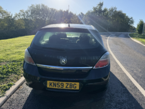 2009 Vauxhall Astra 1.4 I 16v Life in Black — image 6